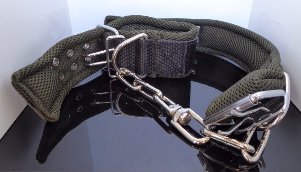 Cattle shackles / hobbles with padding