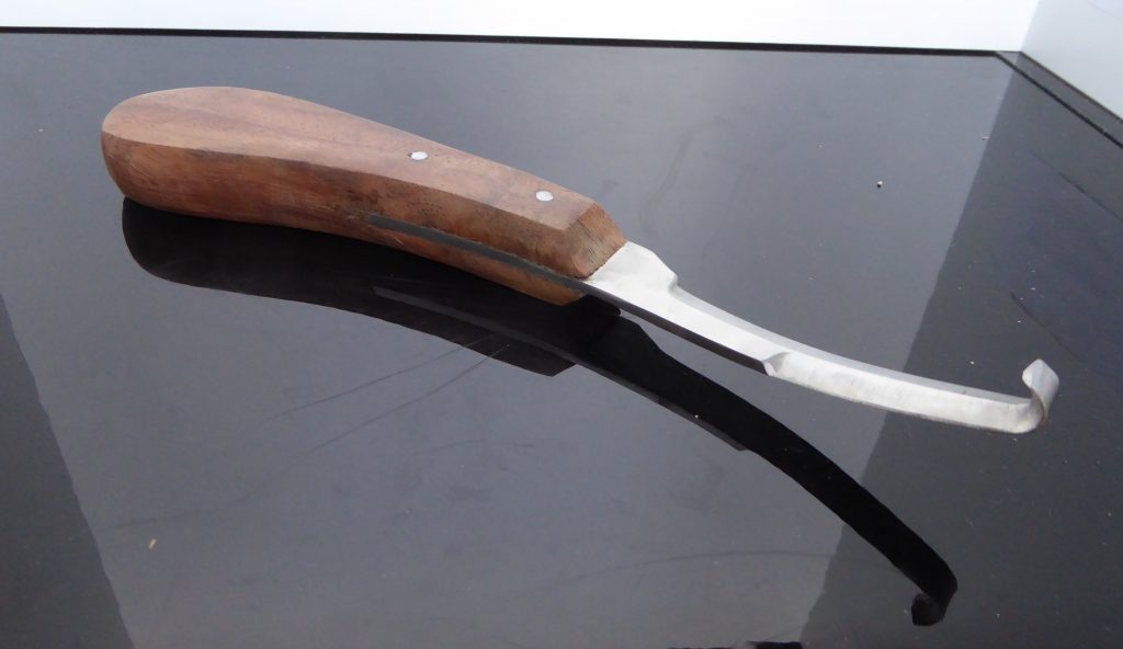 Hoof knife
