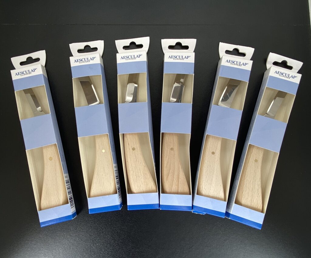 Aesculap hoof knives