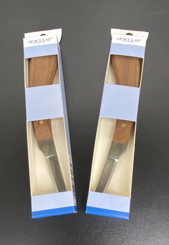 hoof knives
